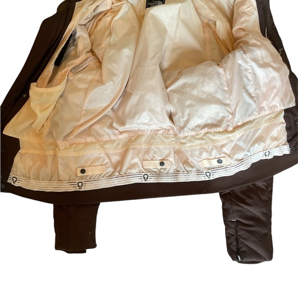 FLASH SALE! The North Face Women's Brown Recco 600 w/faux Fur Hood, Small - Picture 8 of 10